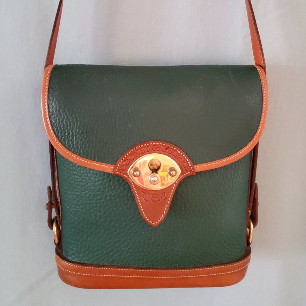 Dooney & Bourke Vintage Spectator Bag in Fir Green